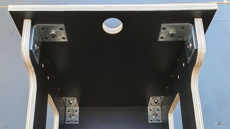 Front of a drawer, inside view