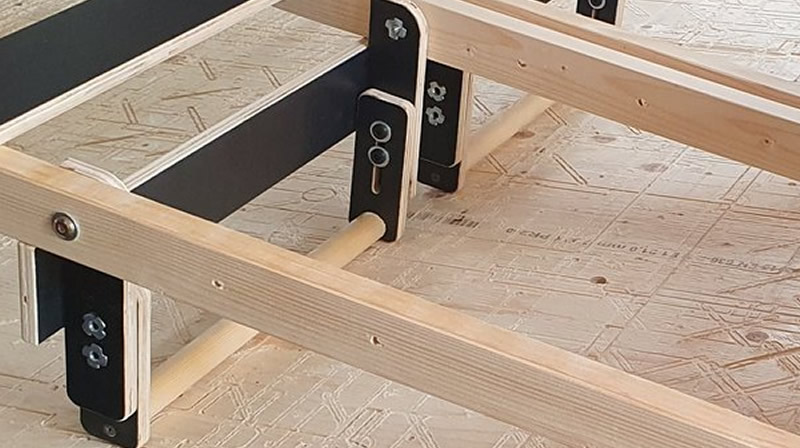 Retractable beams removed from the camping module