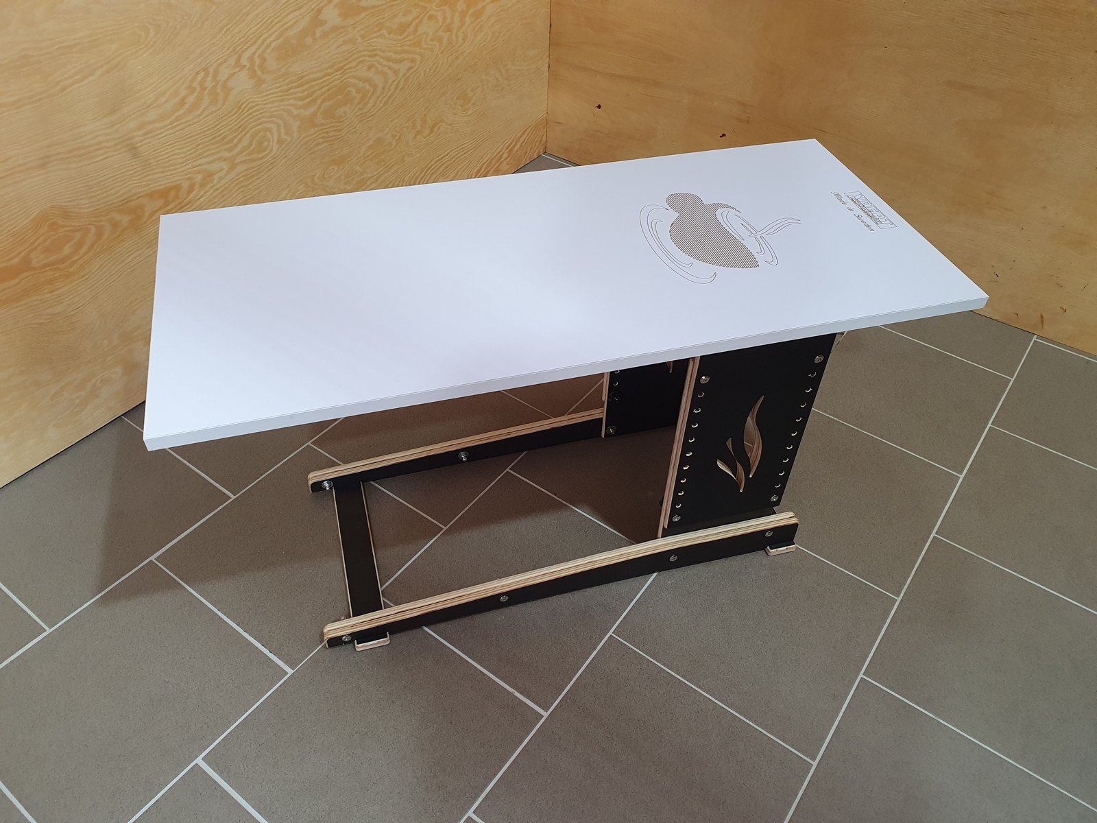 Engraved coffee table